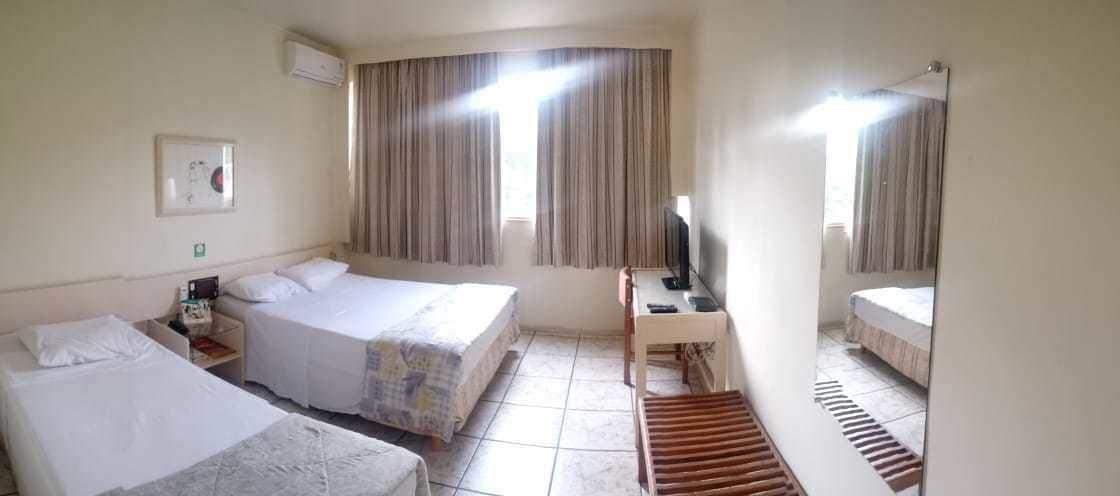 Hotel Harbor Inn Londrina Buitenkant foto